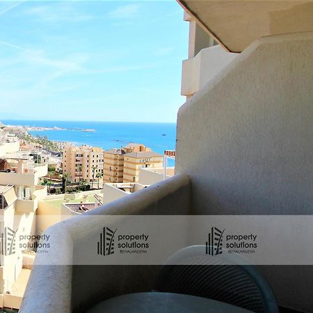 Benalbeach 1010 - Vista Al Mar - Piscina Todo El Ano - Primera Linea De Playa เบนัลมาเดนา ภายนอก รูปภาพ