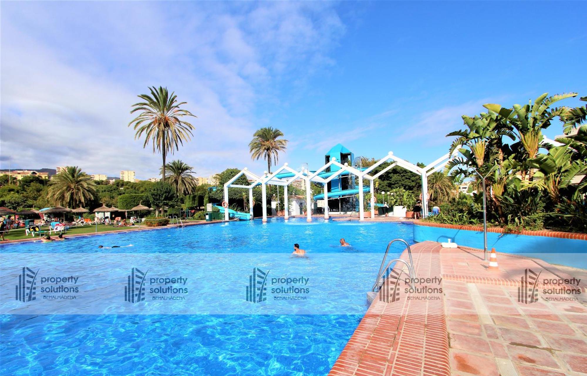 Benalbeach 1010 - Vista Al Mar - Piscina Todo El Ano - Primera Linea De Playa เบนัลมาเดนา ภายนอก รูปภาพ