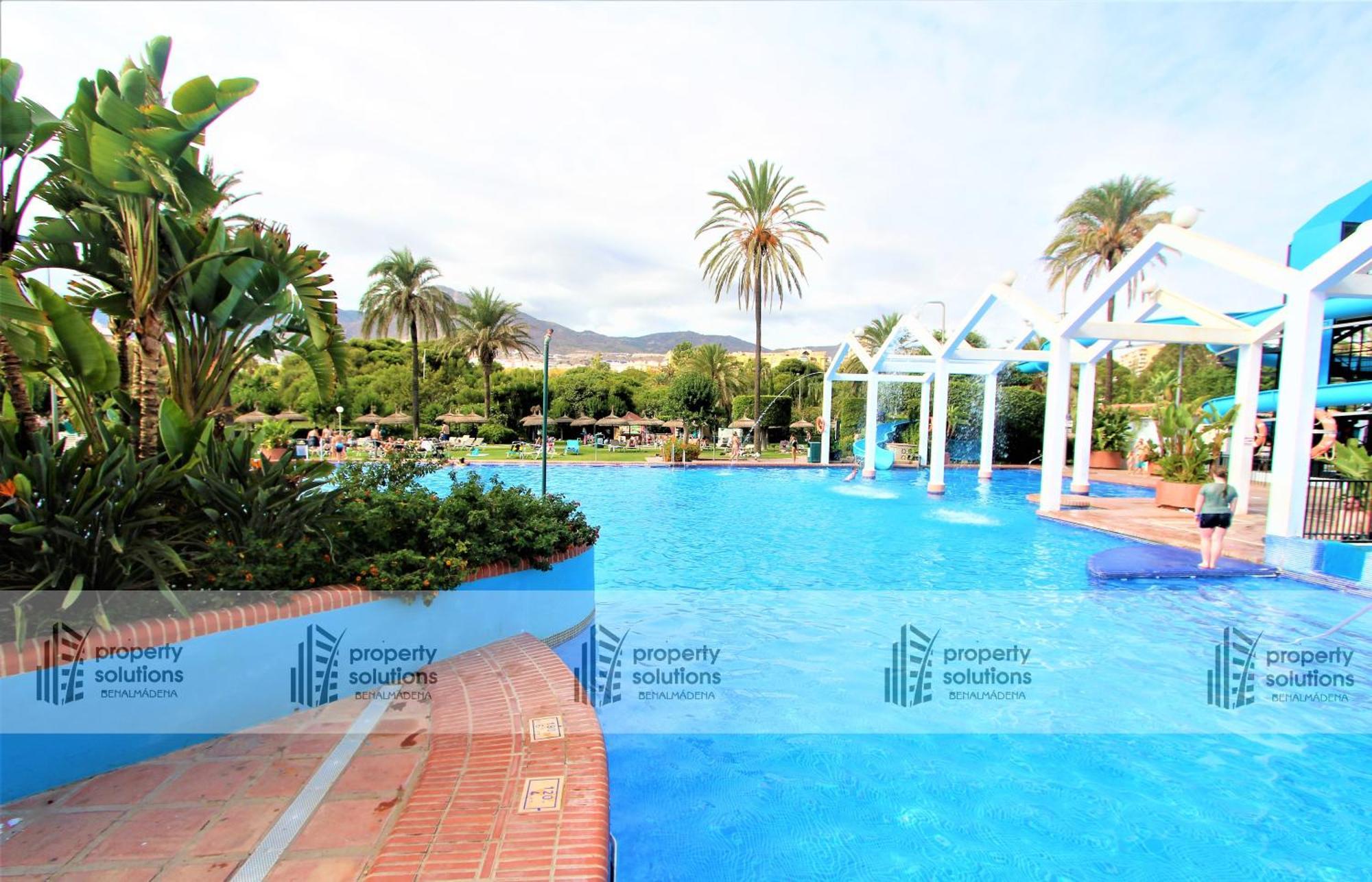 Benalbeach 1010 - Vista Al Mar - Piscina Todo El Ano - Primera Linea De Playa เบนัลมาเดนา ภายนอก รูปภาพ